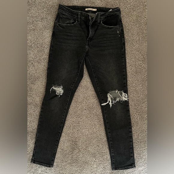 721 Levi’s High Rise Skinny - Picture 2 of 5